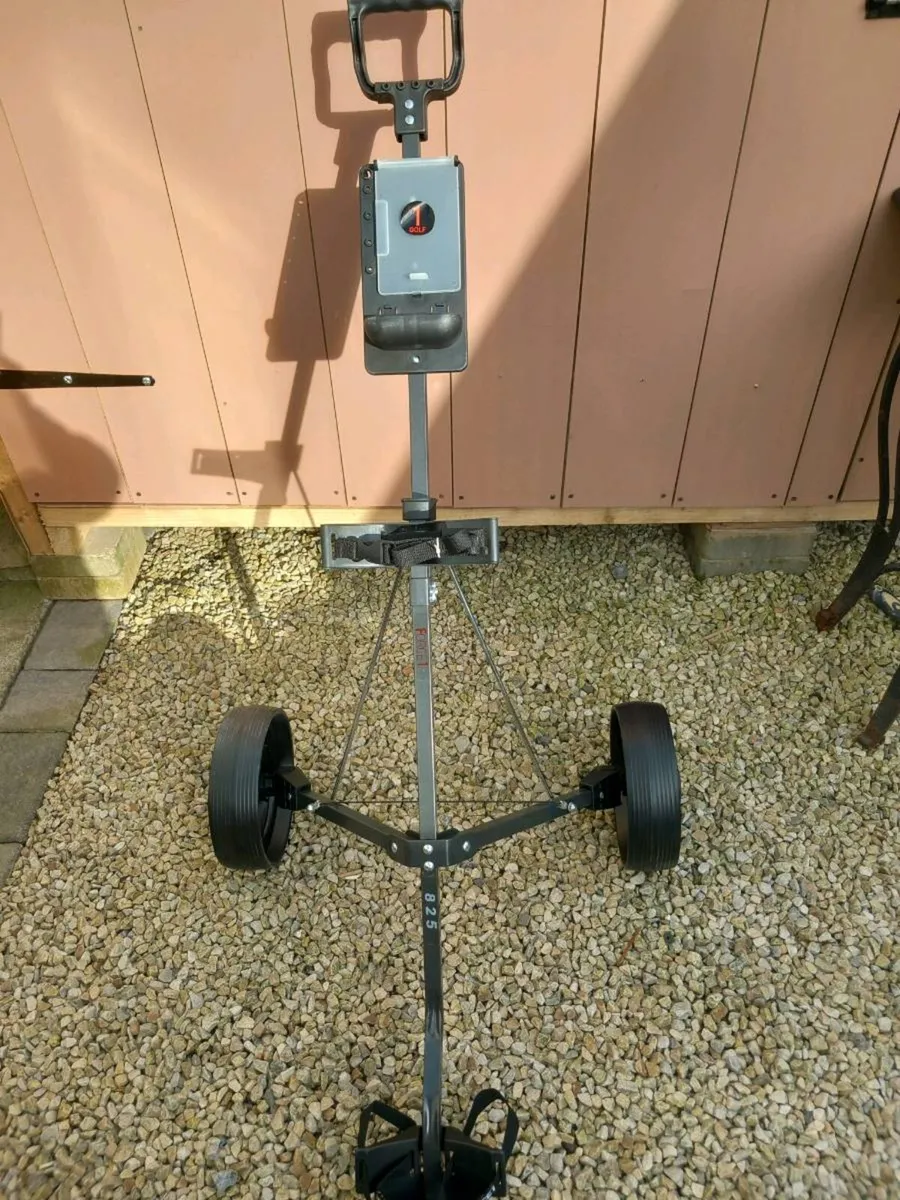 Force 1 new golf trolley - Image 3