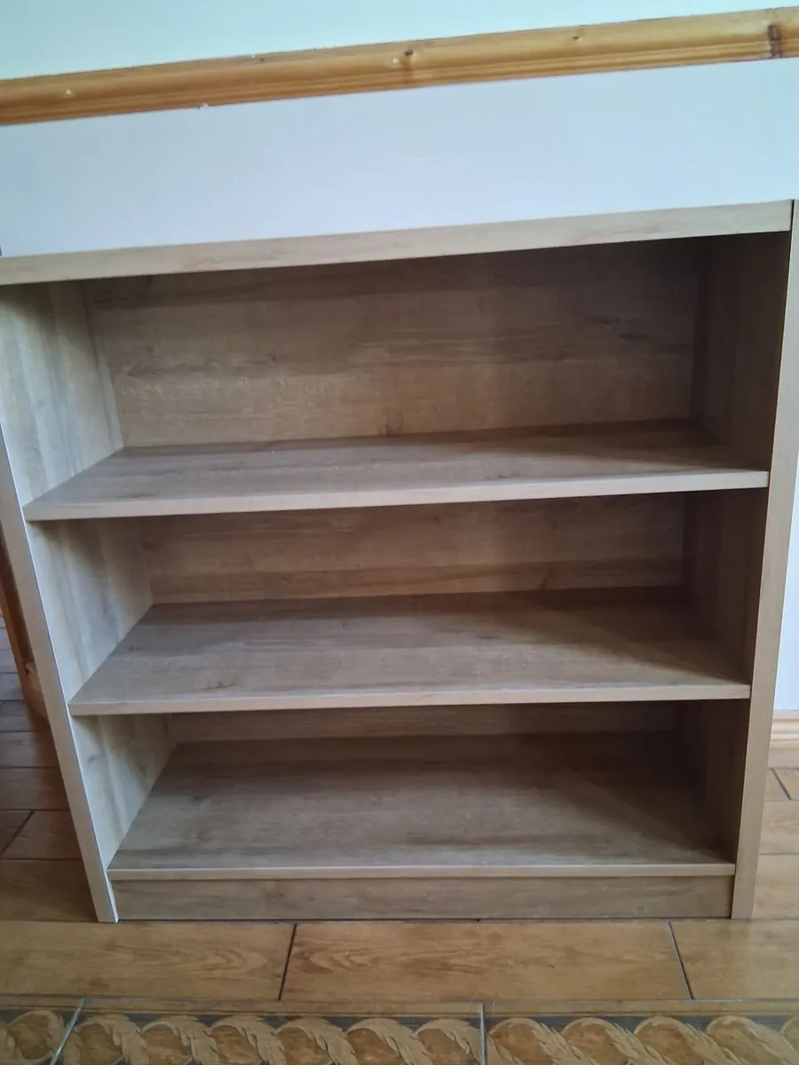 Oak display unit - Image 2