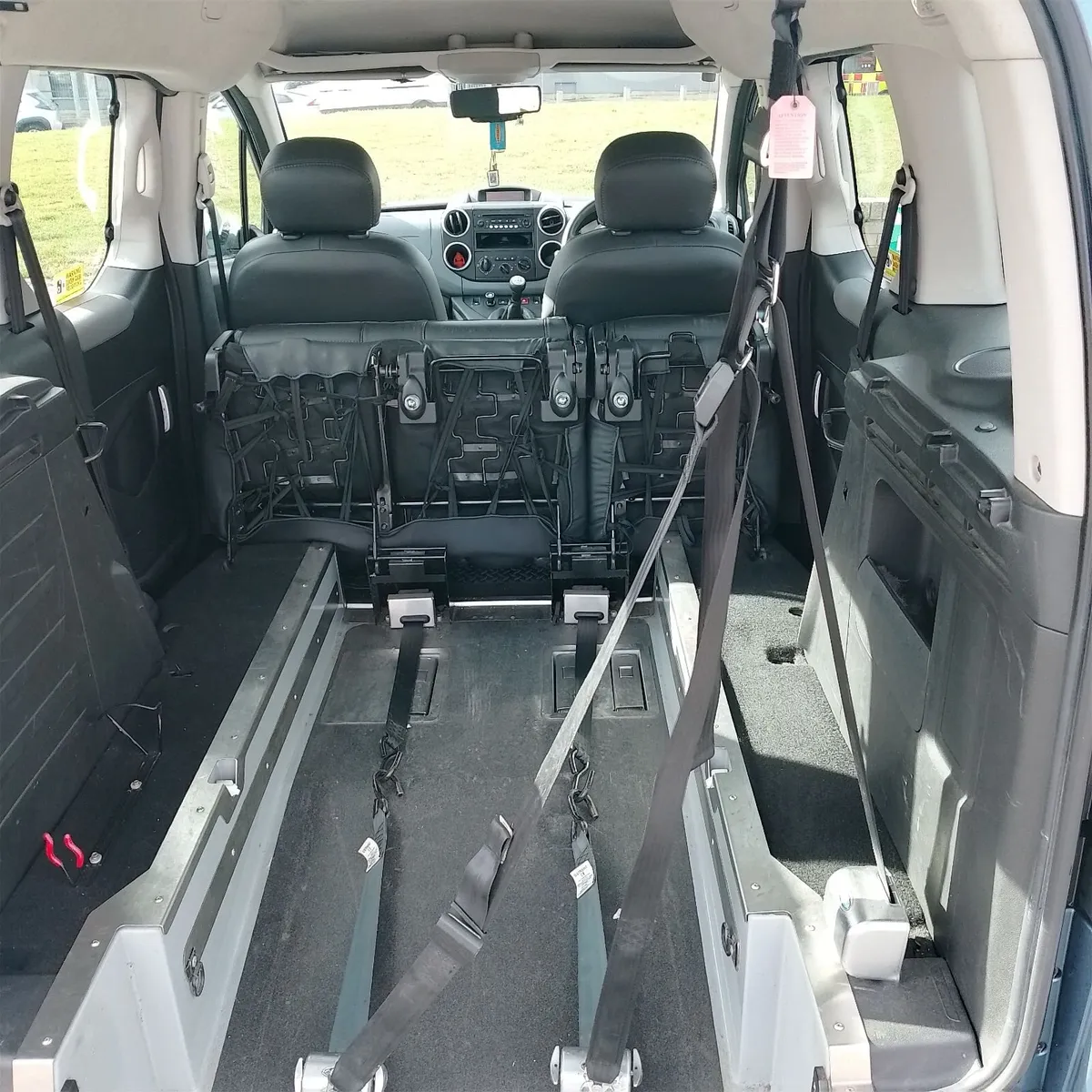 Peugeot Partner 2014 - Image 2