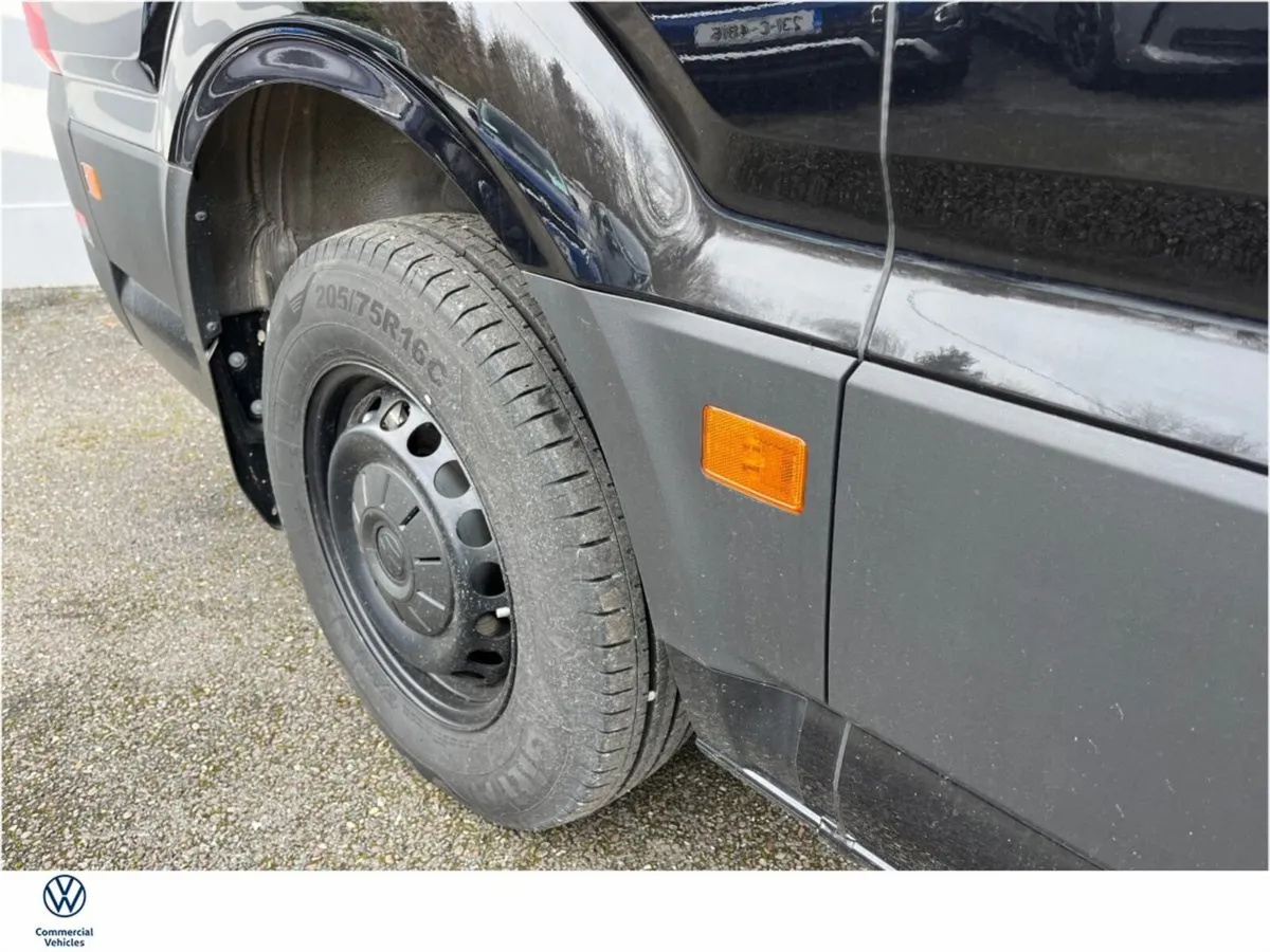 Volkswagen Crafter DEMONSTRATION MODEL HIGHLINE HU - Image 4