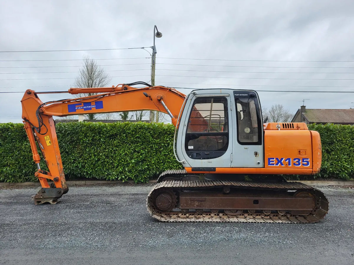 Hitachi EX135 - Image 1