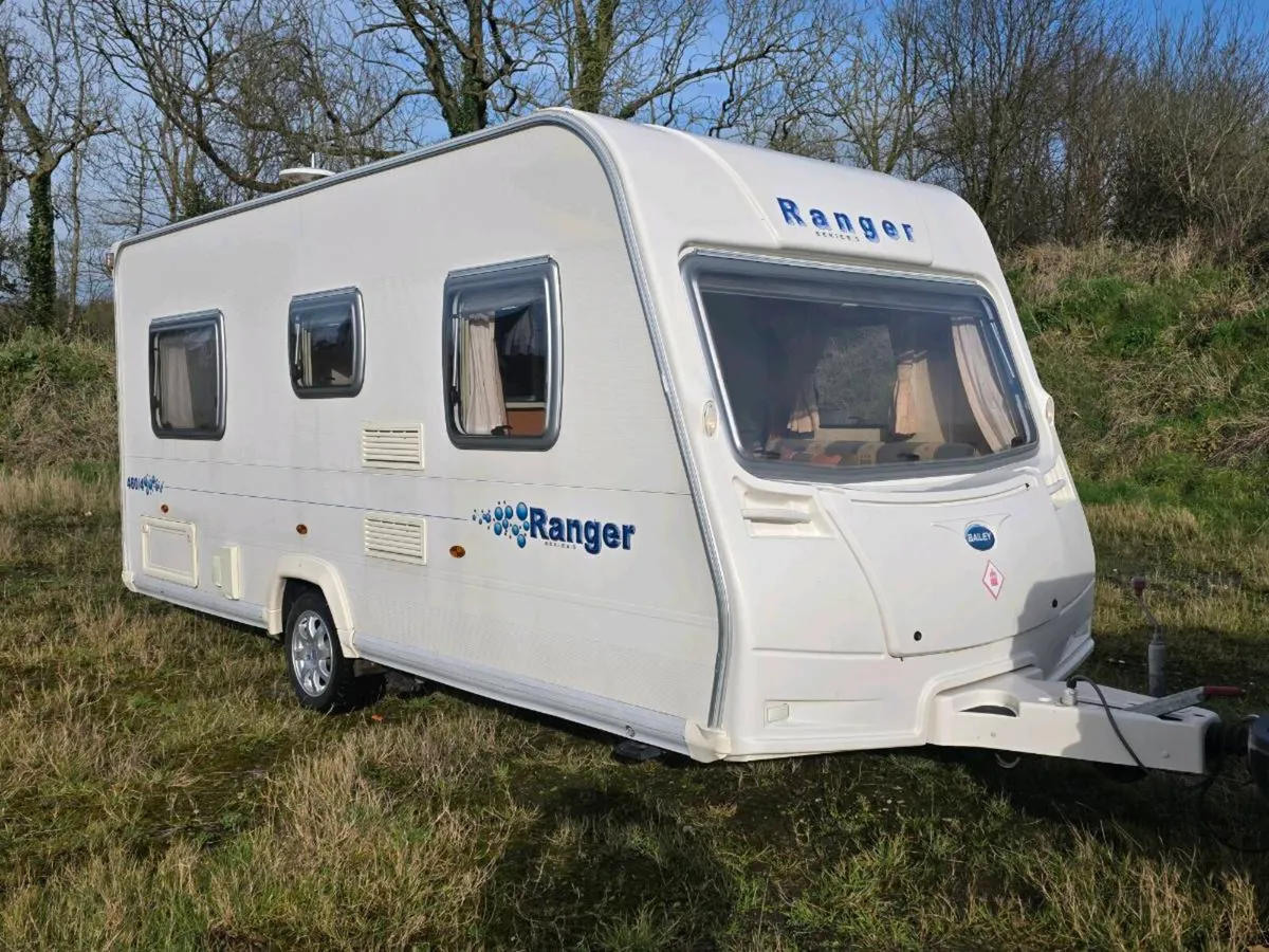 2008 BAILEY RANGER SERIES 5 FIXED BED FULL AWNING - Image 1
