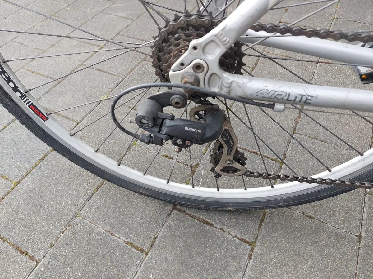 Ladies Bicycle - Image 4