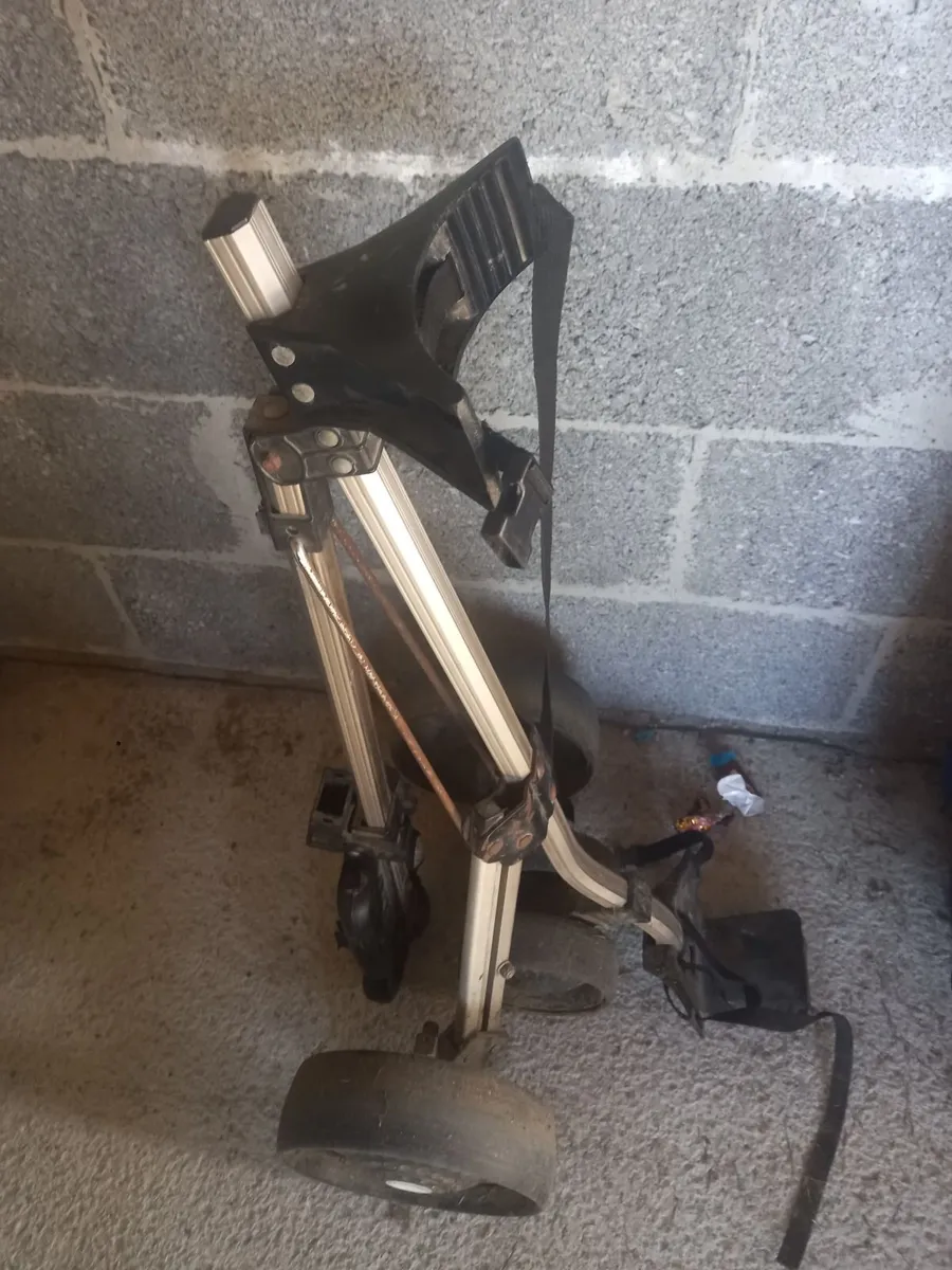 Golf clubs bag trolly shoes - Image 3