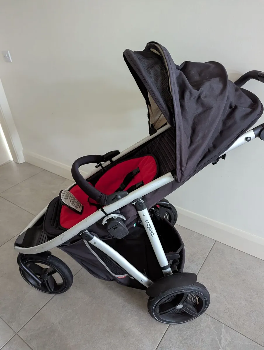 Buggy and travel system - Image 1