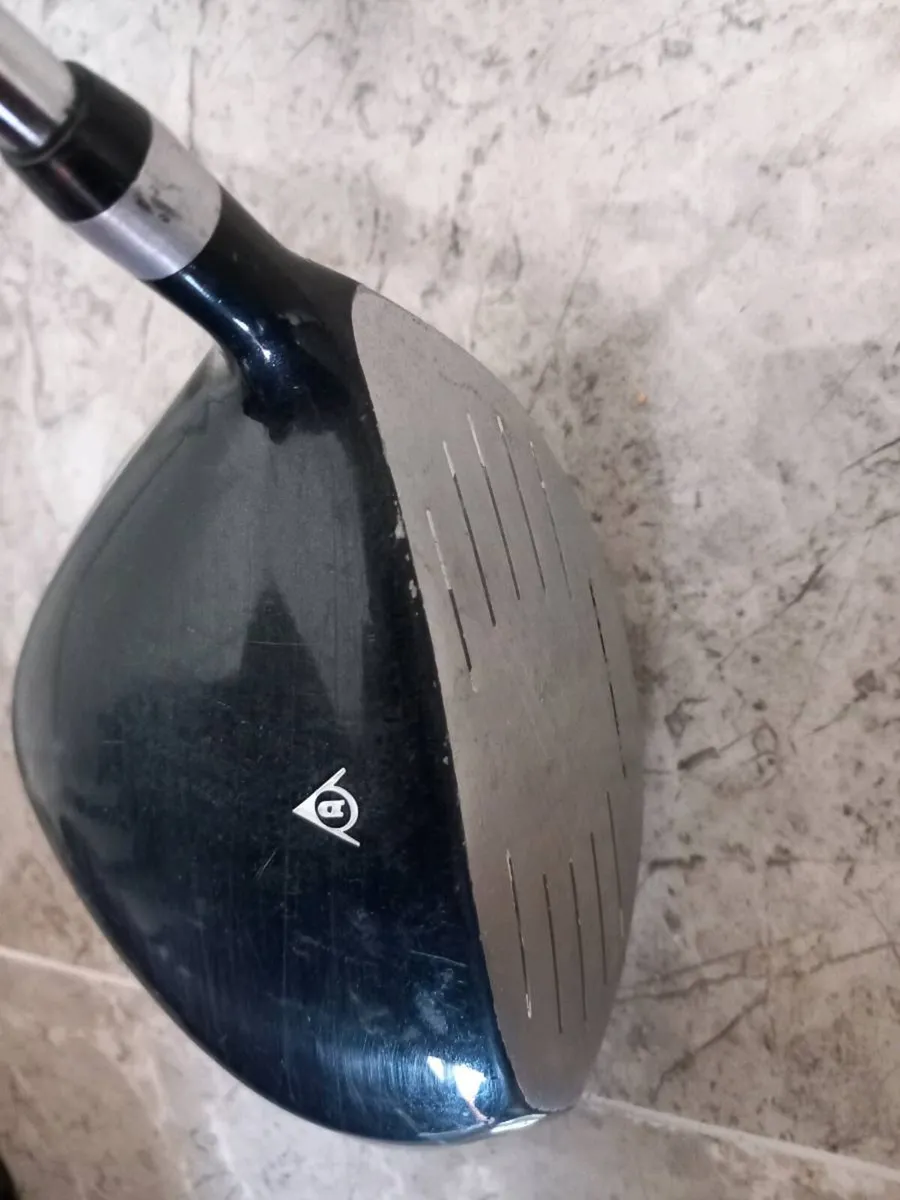 Dunlop golf driver 10.5. Right handed club - Image 4