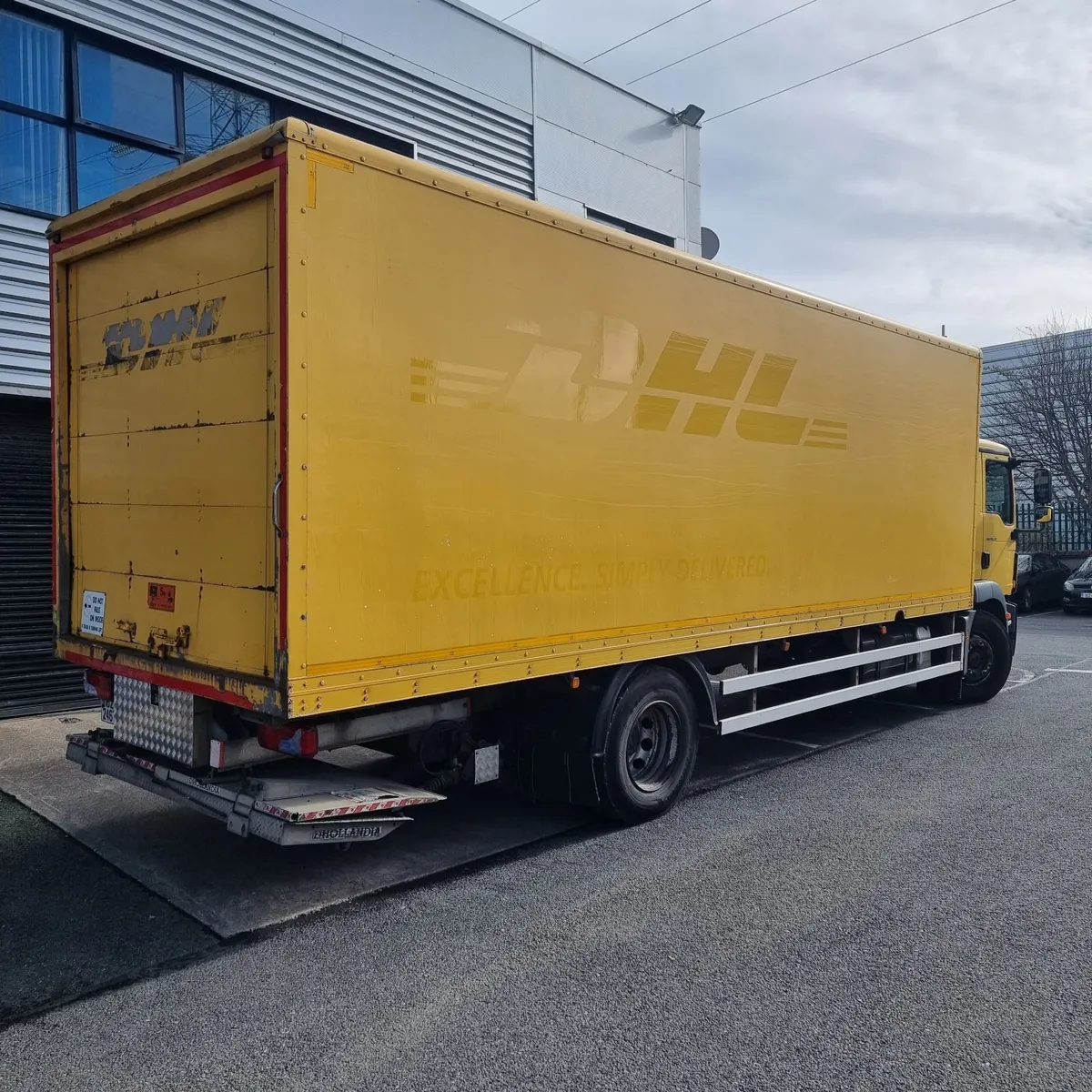 MAN BOX BODY 2016 - Image 3