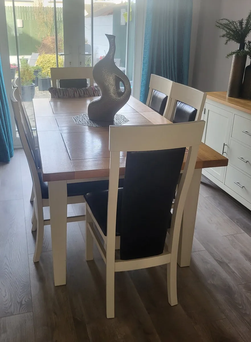 Dining room table and 6 chairs. - Image 2