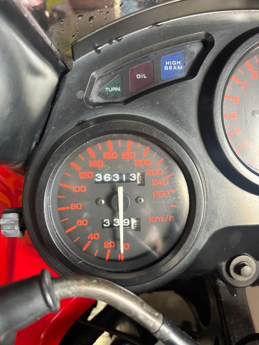 Honda CBR600F1 1991 - Image 3