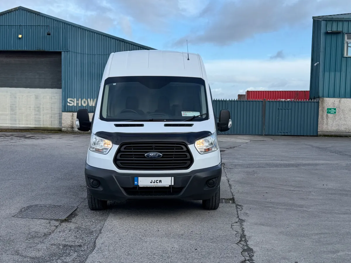 STUNNING 2.2 REAR WHEEL DRIVE FORD TRANSIT - Image 3
