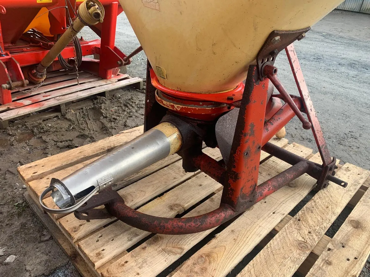 VICON D SHAPE SOWER - Image 2