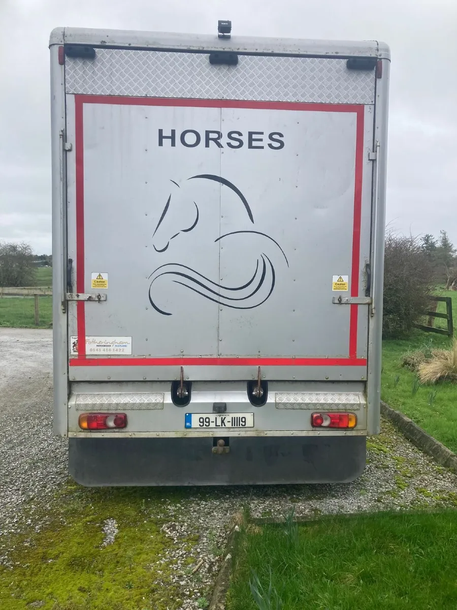 Horse Lorry - Image 4