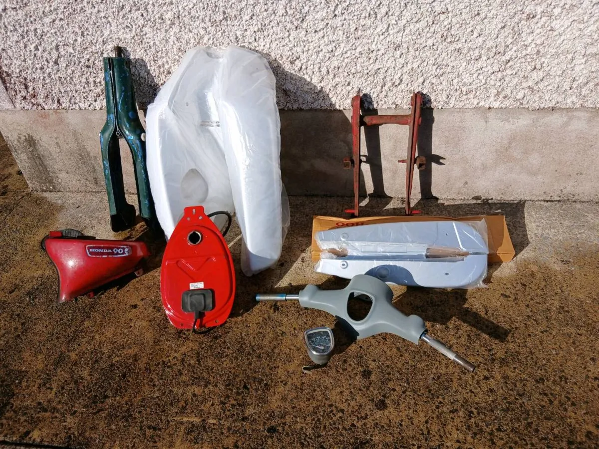 Honda 90 seats /exhausts - Image 4