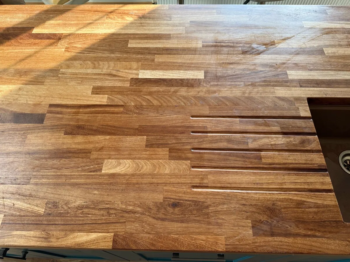 Kitchen Worktops/Sink/Tap - Image 3