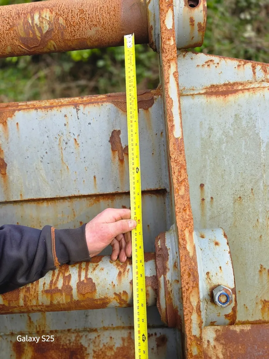Muck loading bucket - Image 4