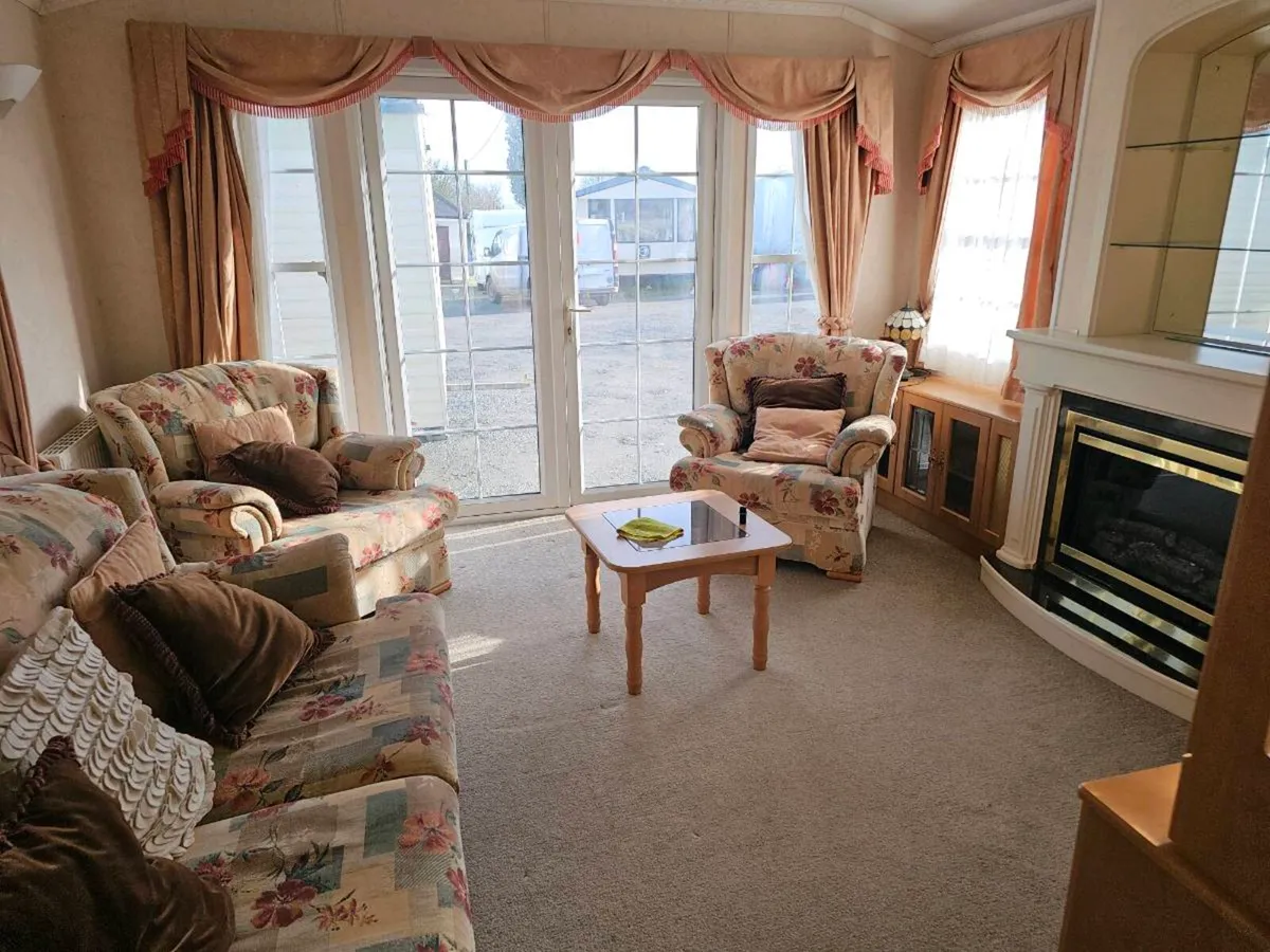 Atlas image super - Image 3