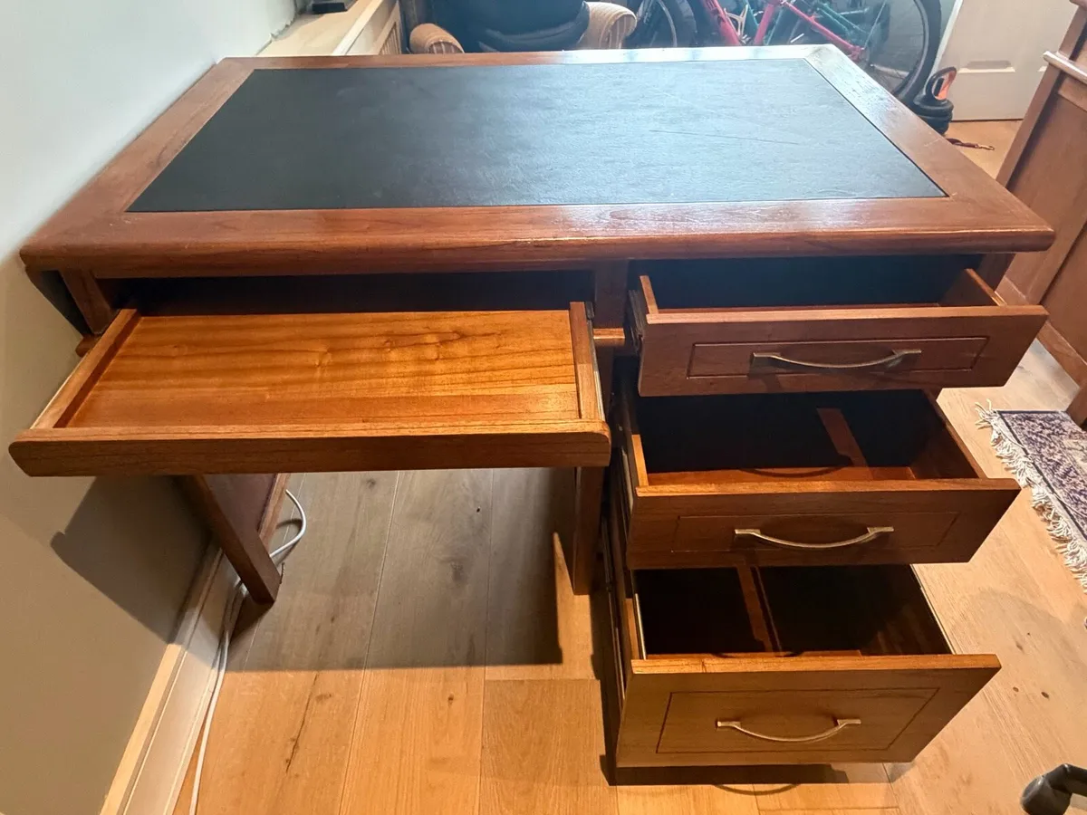 Office Desk - Image 3