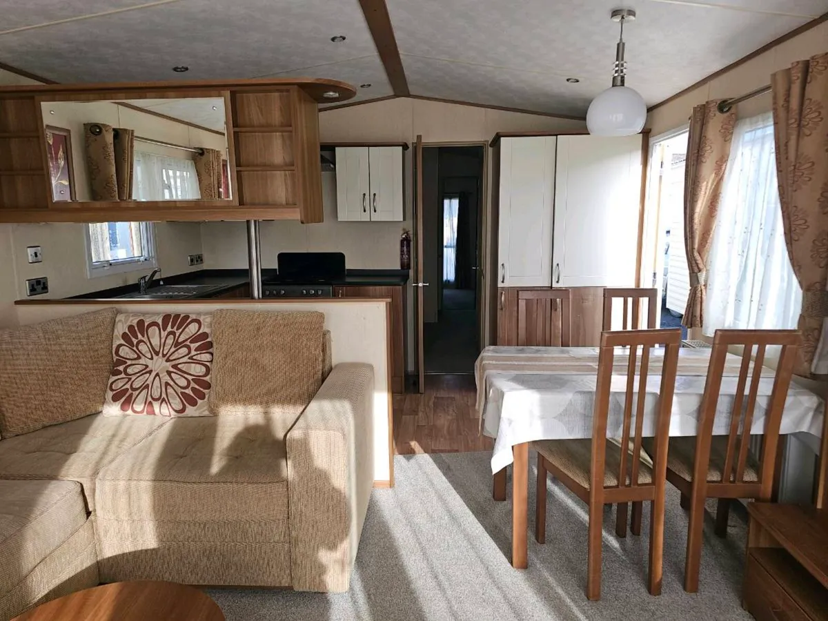 Abi St.David - Image 4