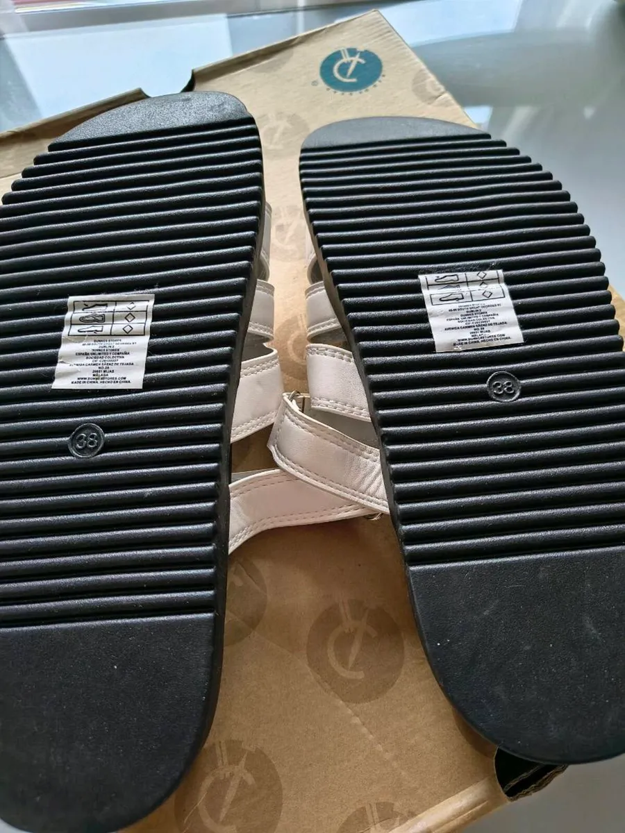 White Sandals - Image 3