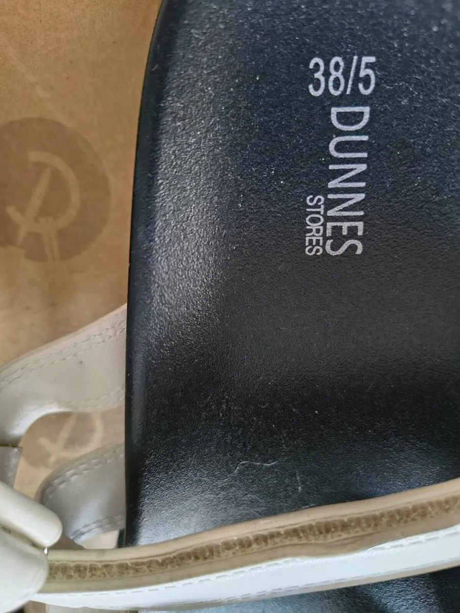 White Sandals - Image 4