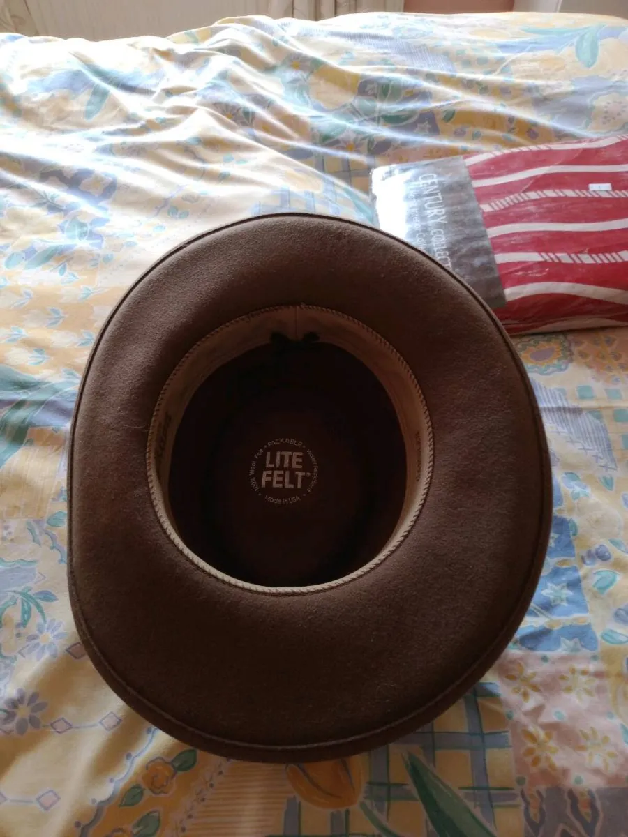 MENS HAT/NEW/ WOOL - Image 2