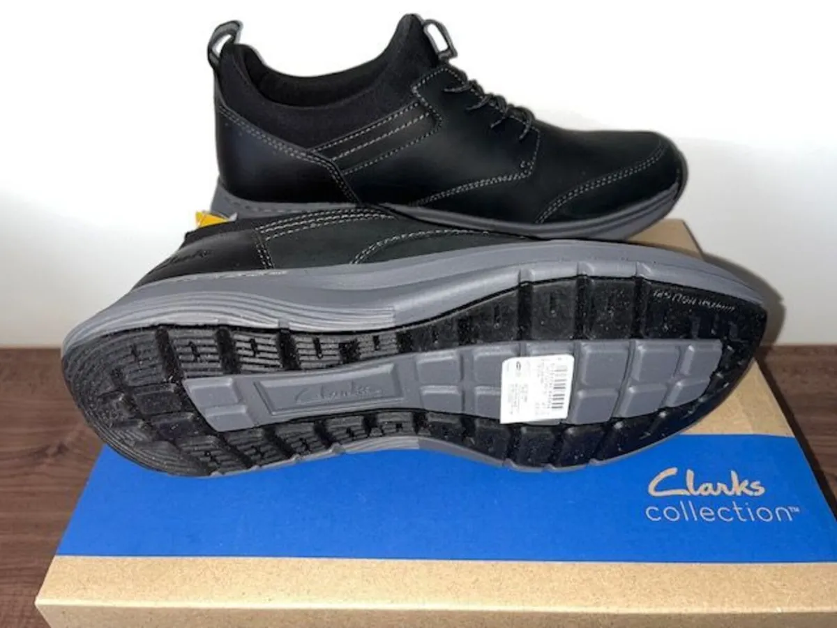Clarks Men's Motion Trek EZ Black Leather Size 7.5 - Image 3