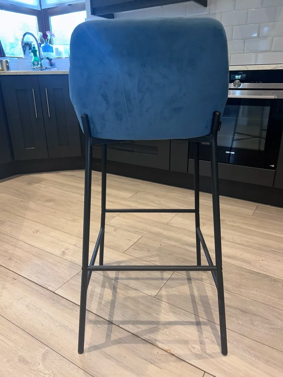 Kitchen Bar Stools - Image 2