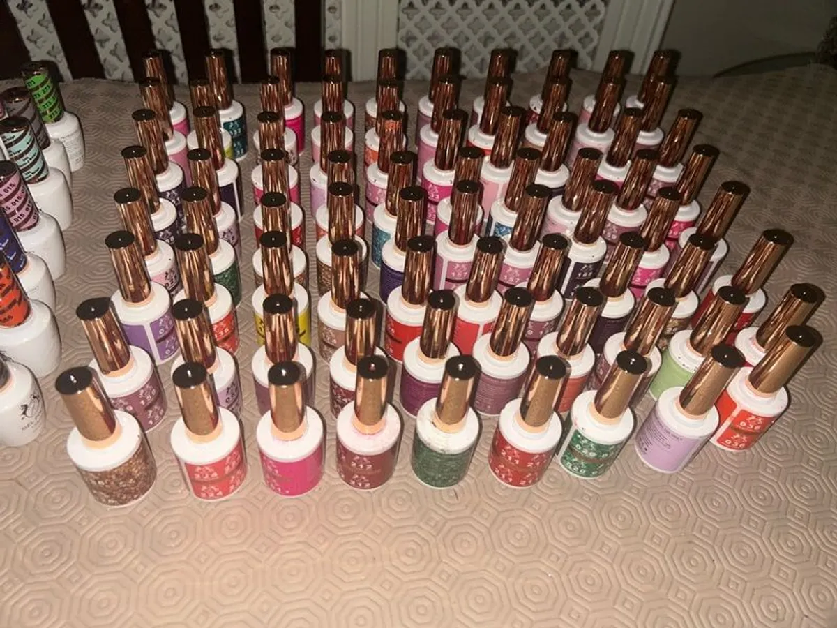 gel polish & nail varnish - Image 3