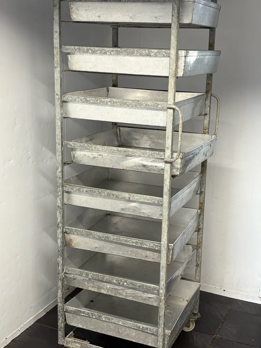 Butcher shop equipment - Image 1