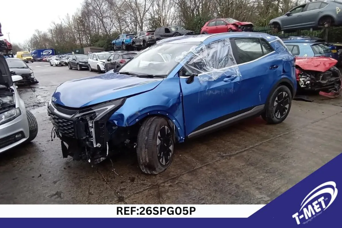 2025 KIA SPORTAGE BREAKING FOR PARTS - Image 2