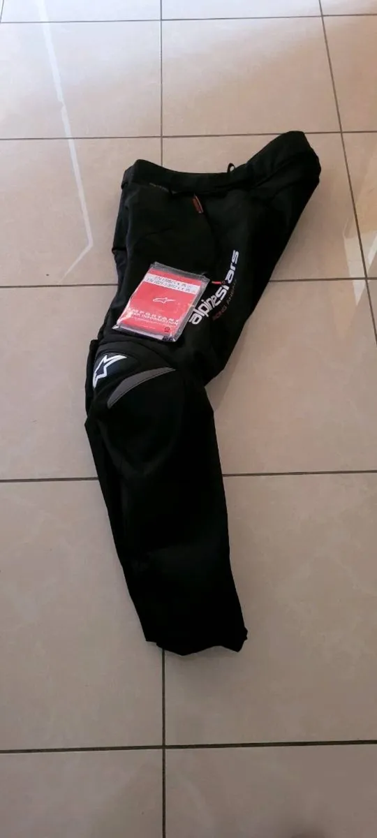 Motorcycle gear - Image 2