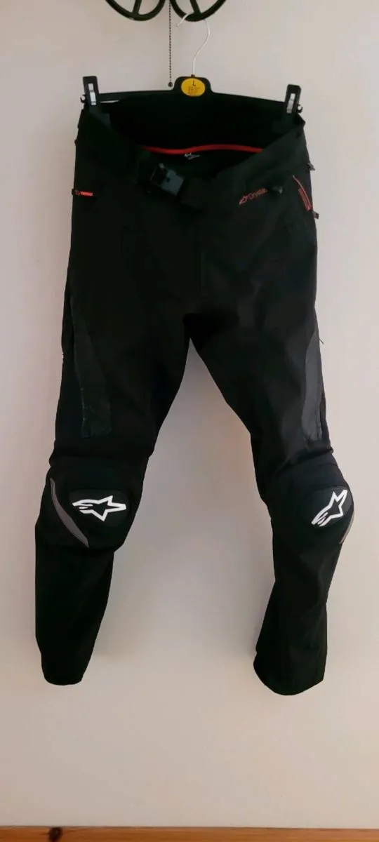 Motorcycle gear - Image 4