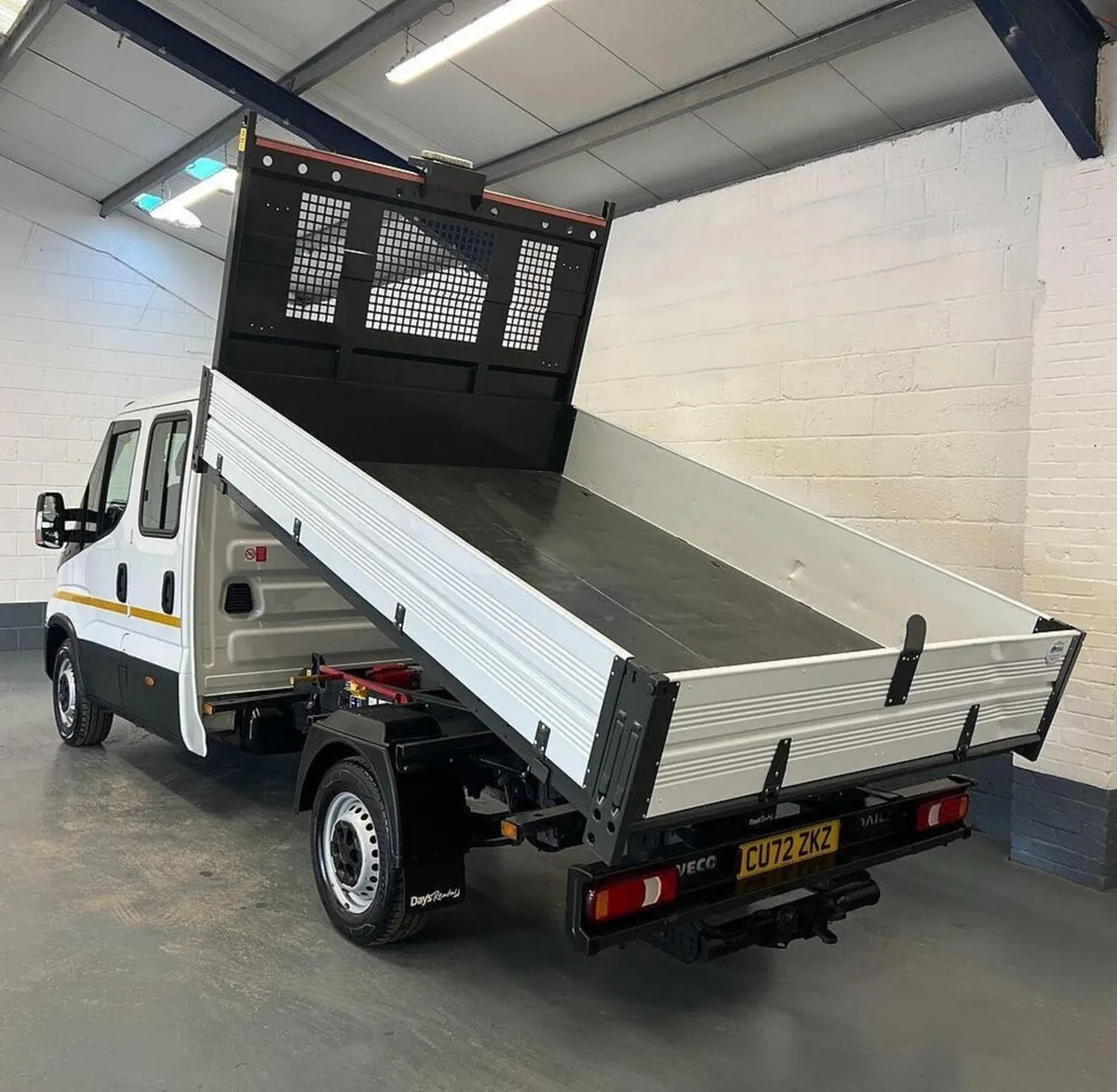 2022 Iveco Daily Tipper Van - Image 2