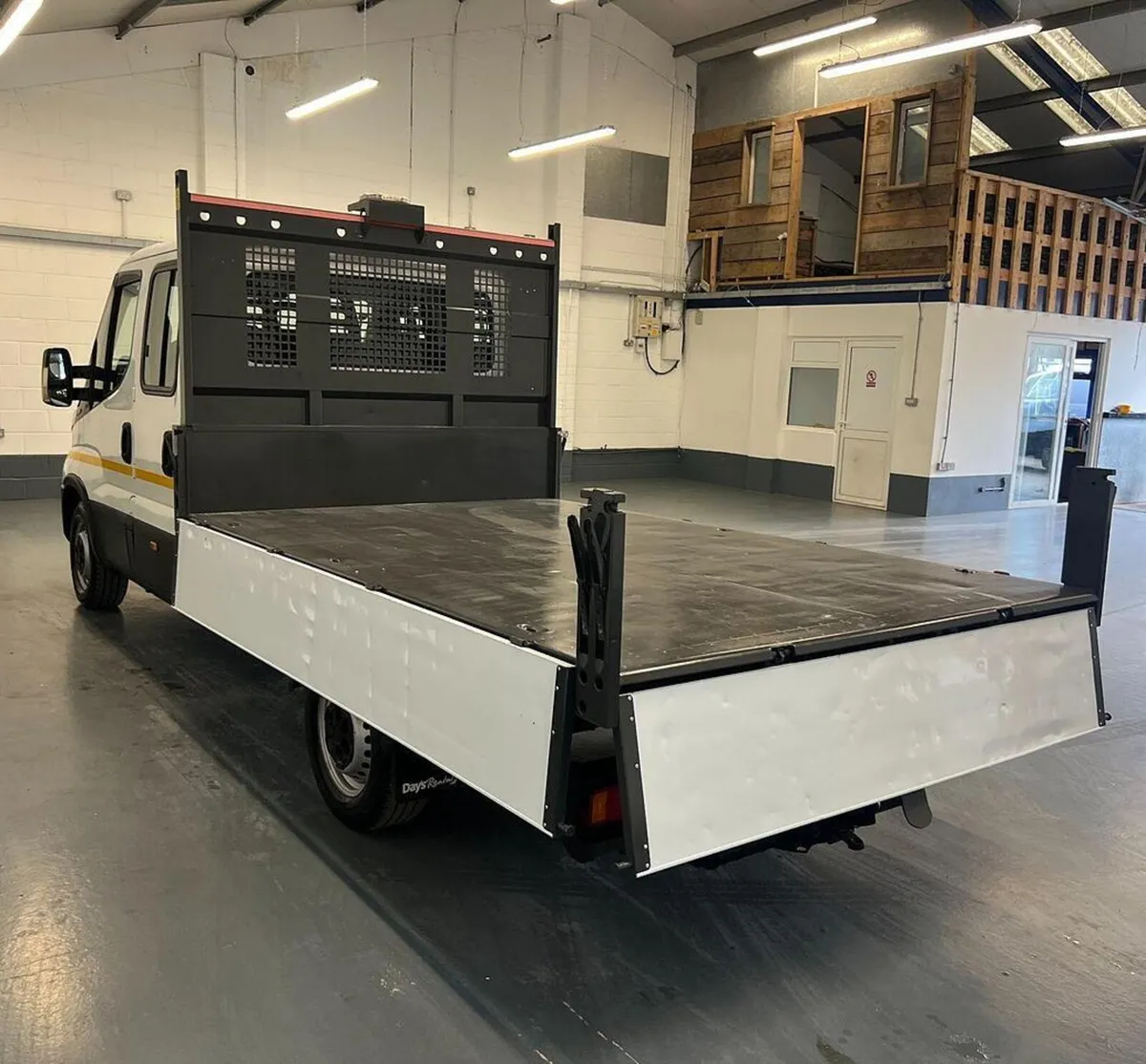 2022 Iveco Daily Tipper Van - Image 3