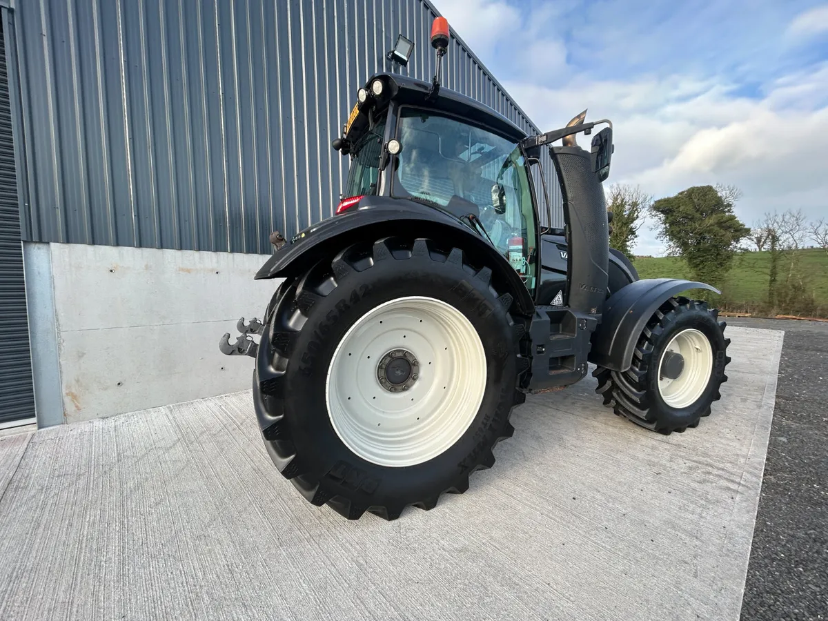 VALTRA T174 VERSU TRACTOR - Image 4