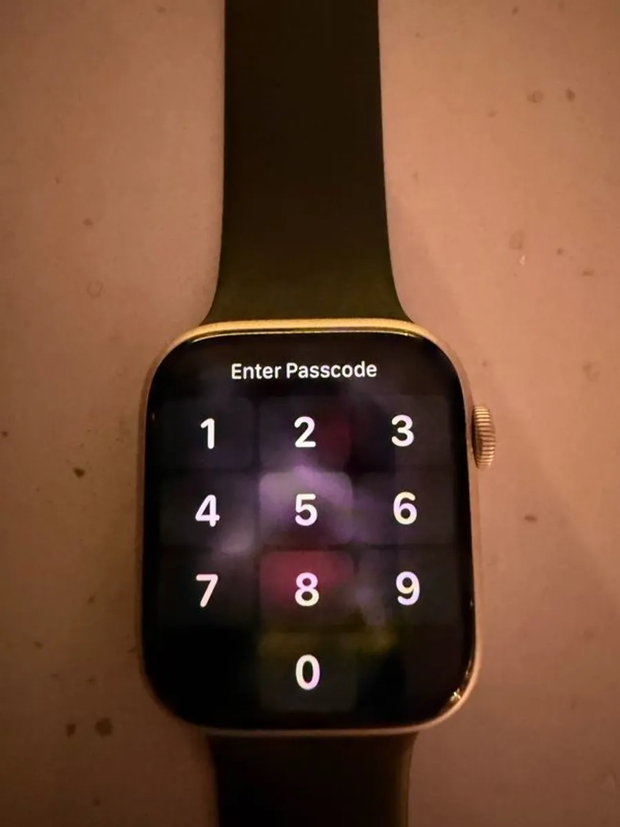 Apple Watch Series 8 GPS 45mm - Image 3