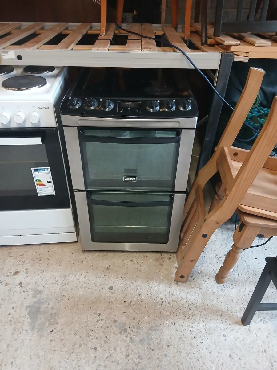 Cooker and freezer - Image 1