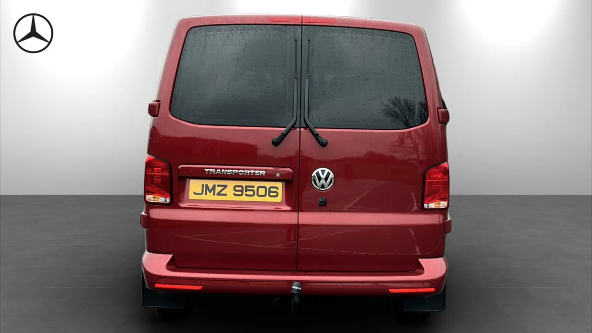 Volkswagen Transporter 2021 - Image 3