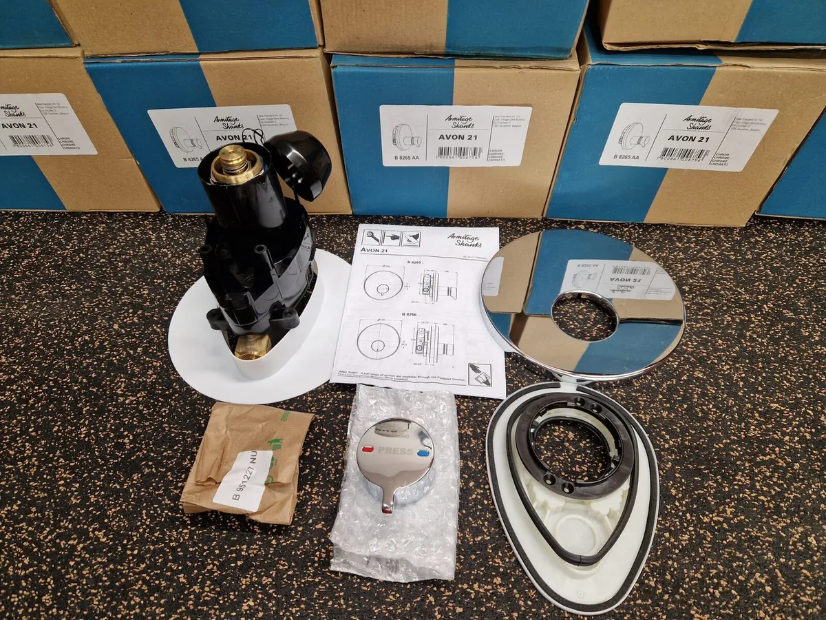 Automatic Hot and Cold Shower Valves - Image 1