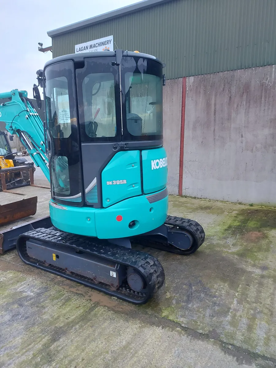 Mini digger - Image 3