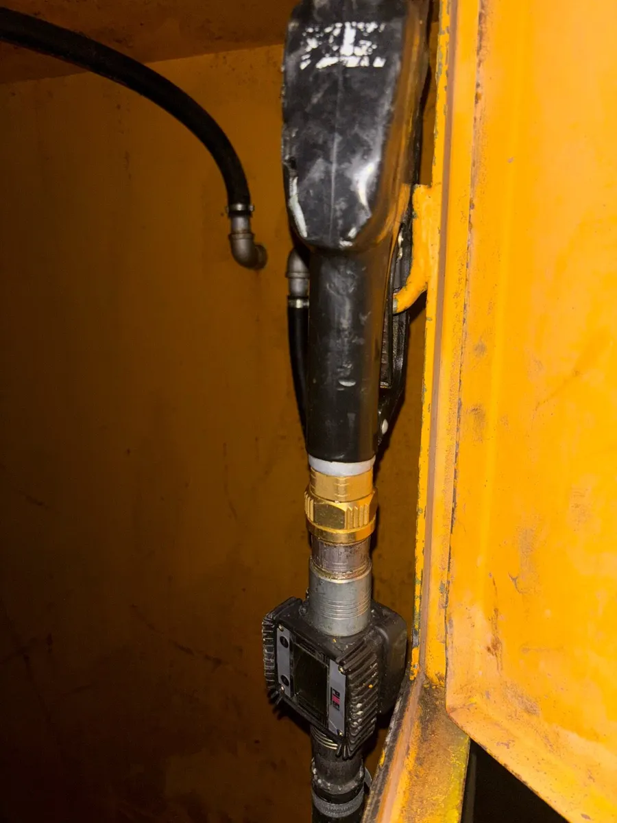 2/  4500l bunded fuel tanks - Image 3