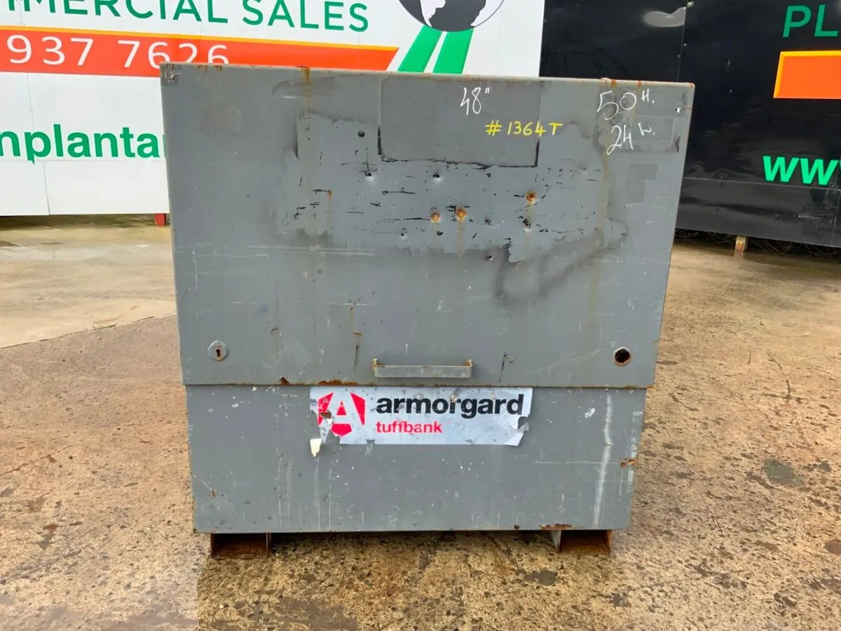 ARMOGUARD TOOL STORAGE CHEST....    1364t. - Image 3