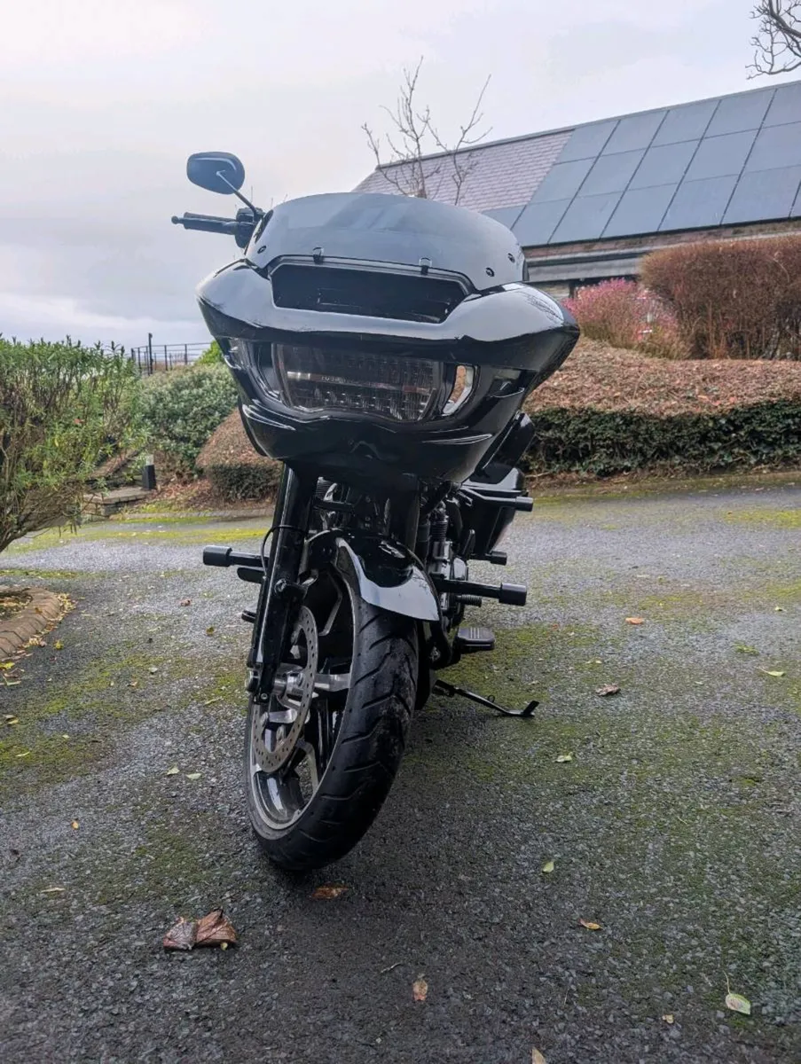 2024 Harley Road Glide - Image 3