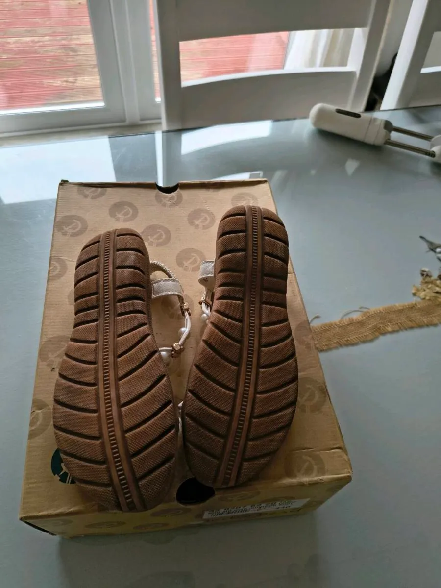 Heavenly feet sandals - Image 3