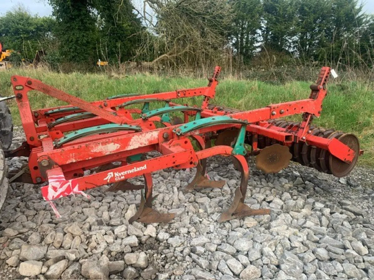 KVERNELAND CLM 3M STUBBLE CULTIVATOR - Image 1