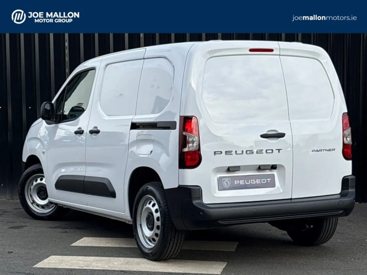 Peugeot Partner PRO PLUS 1.5 HDI AUTO 130 1000 - Image 2