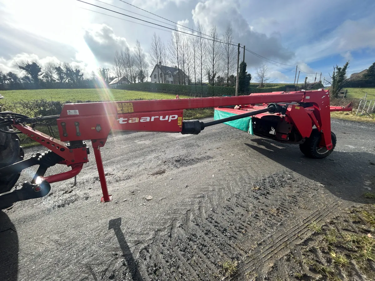 TAARUP 3.2 METRE MOWER CONDITIONER - Image 2