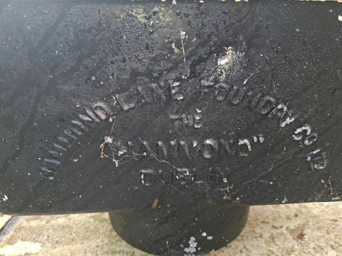 Cast Irin cistern - Image 2