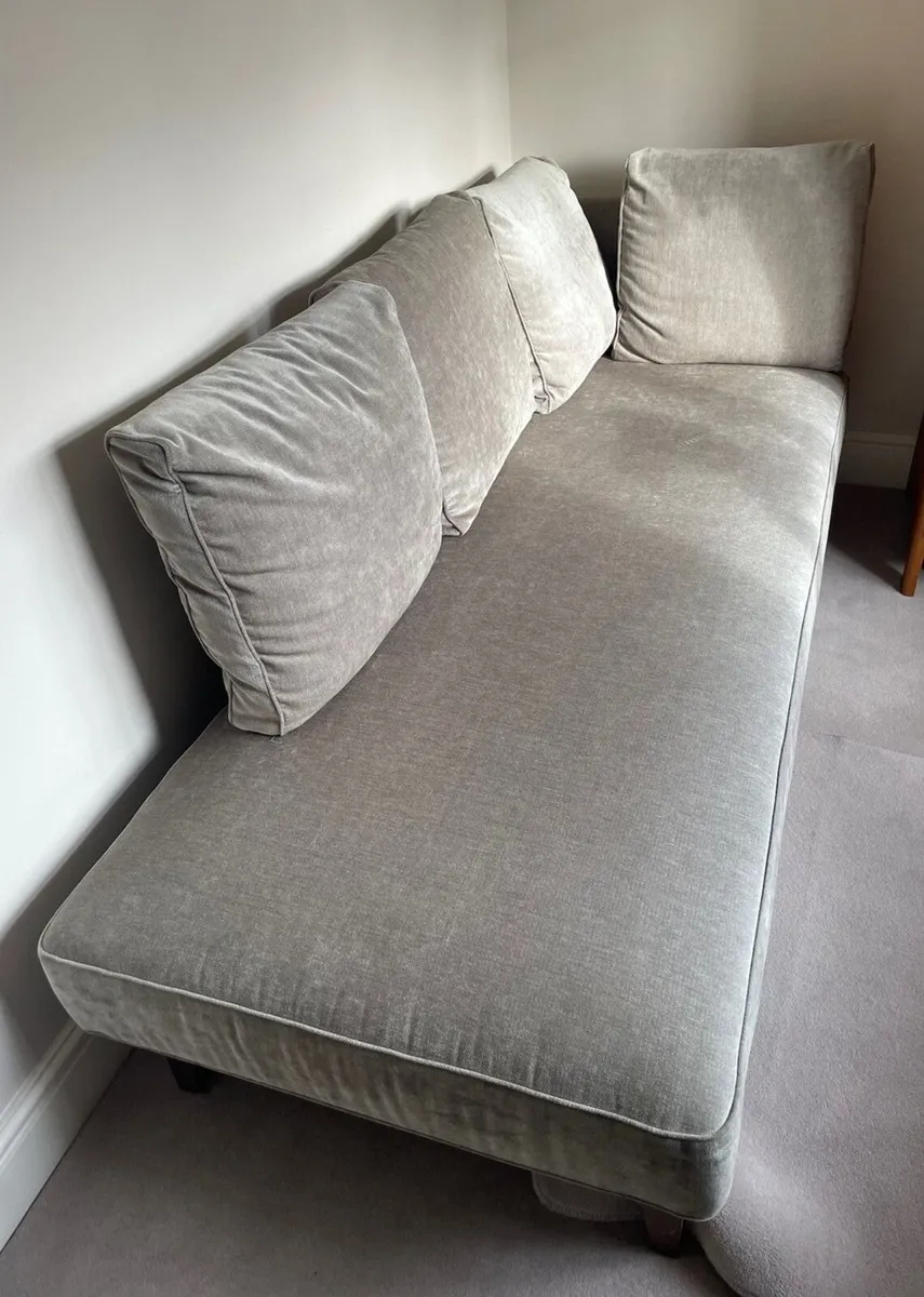 Chaise Longue / Day Bed – Excellent Condition - Image 1