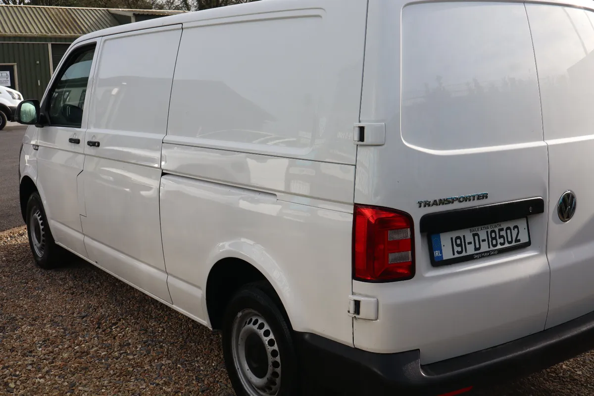 2019 VOLKSWAGEN TRANSPORTER LWB - Image 4